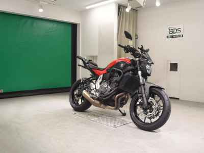 Yamaha MT-07 2015