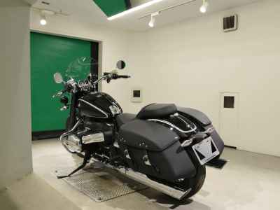 BMW R18 2023