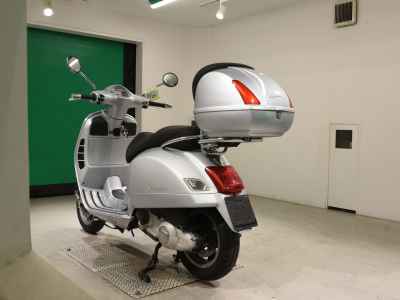 Vespa GTS 250