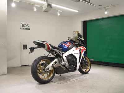 Honda CBR1000RR 2011