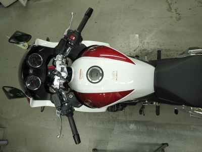Honda CB1300SF 2025