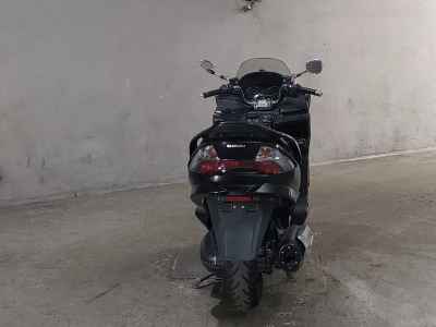 Suzuki Skywave 250S