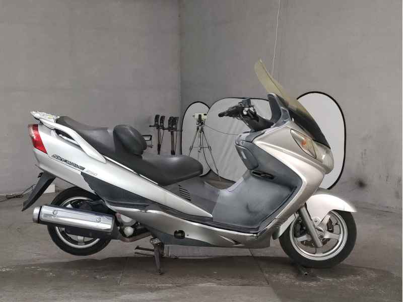 Suzuki Skywave 250