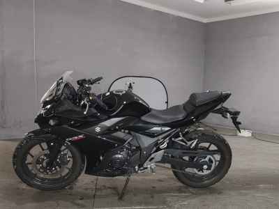 Suzuki GSX250R