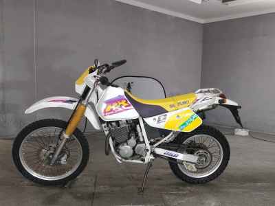 Suzuki DR250R