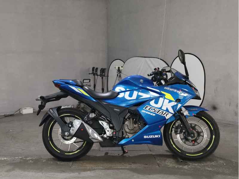 Suzuki Gixxer 250SF