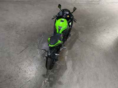 Kawasaki Ninja ZX-25R 2021