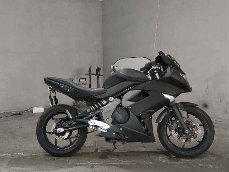 Kawasaki Ninja 400R 2013