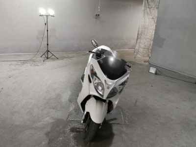 Suzuki Skywave 250M