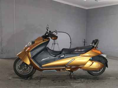 Suzuki Gemma 250