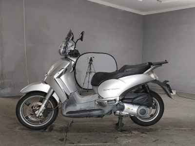Aprilia Scarabeo 250 2009