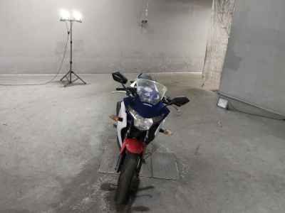 Honda CBR250R 2011