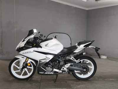 Honda CBR250RR 2023