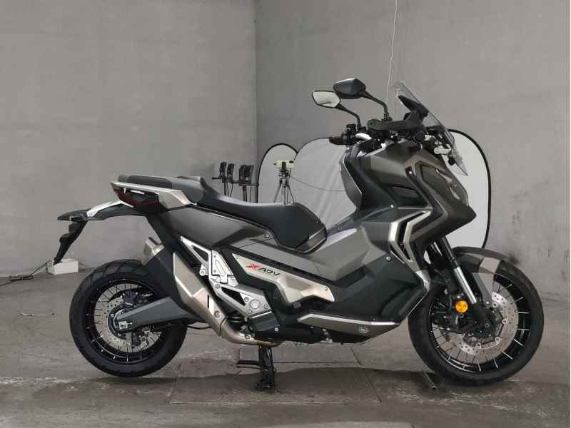 Honda X-Adv 750 2021