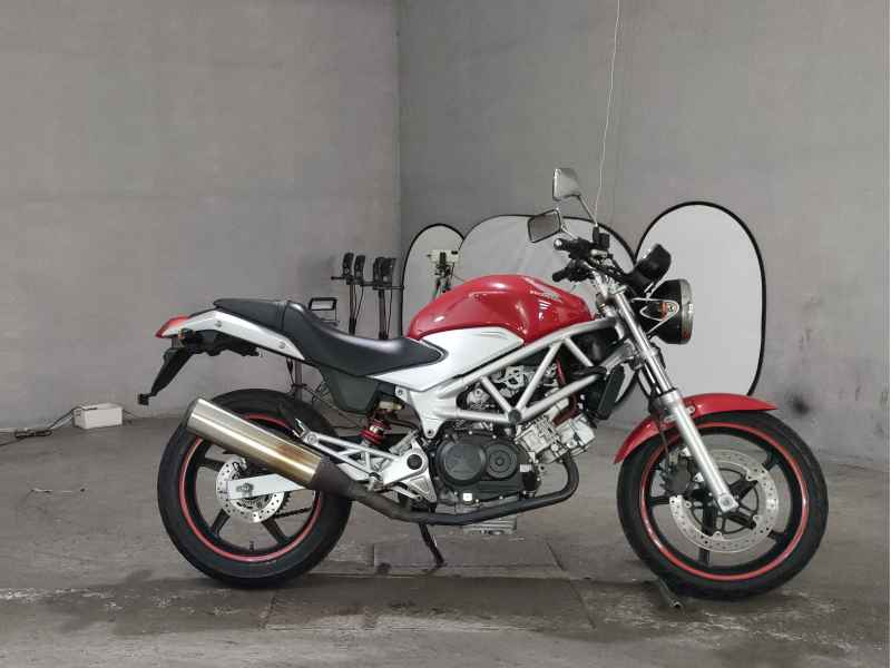 Honda VTR250 2009