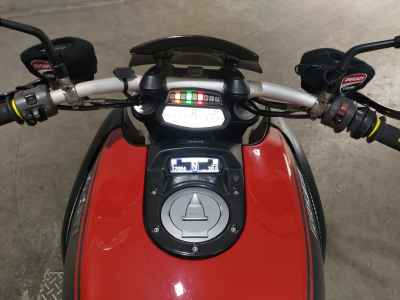 Ducati Diavel Carbon 2011
