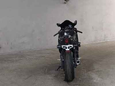 Yamaha YZF-R7 2022