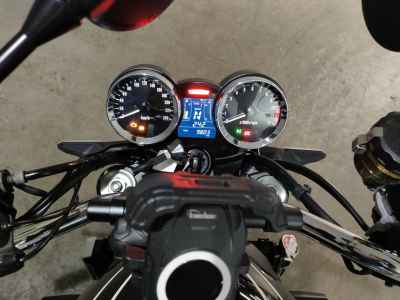 Kawasaki Z900RS 2022