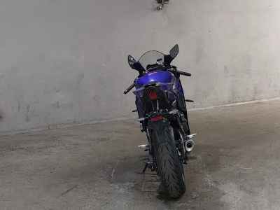 Yamaha YZF-R7 2022