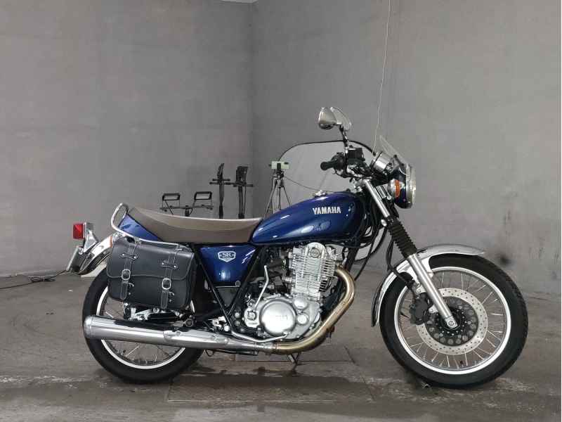 Yamaha SR400 2022