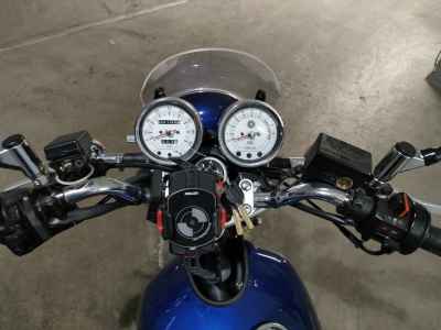 Yamaha SR400 2022