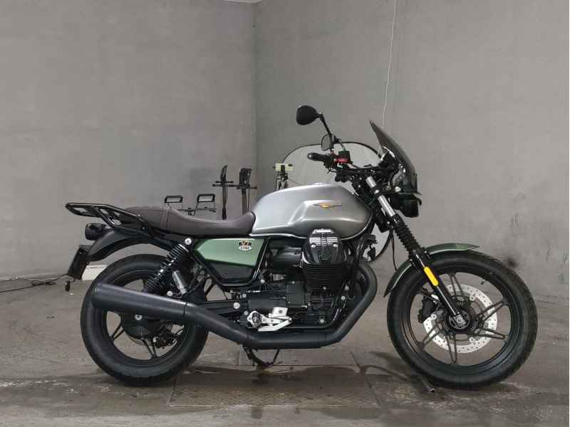 Moto Guzzi V7 Stone 2022