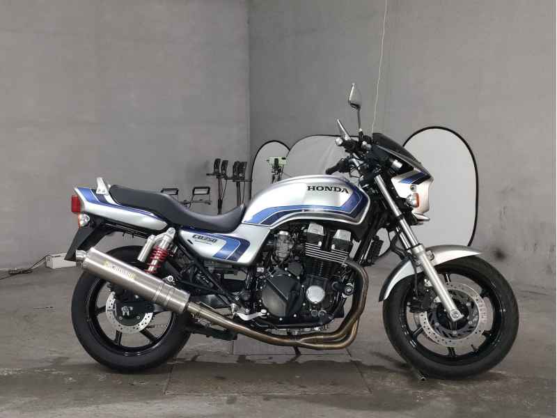 Honda CB750 2007