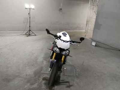 Triumph Speed Triple 1050 R 2016