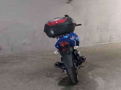 Suzuki GSR250