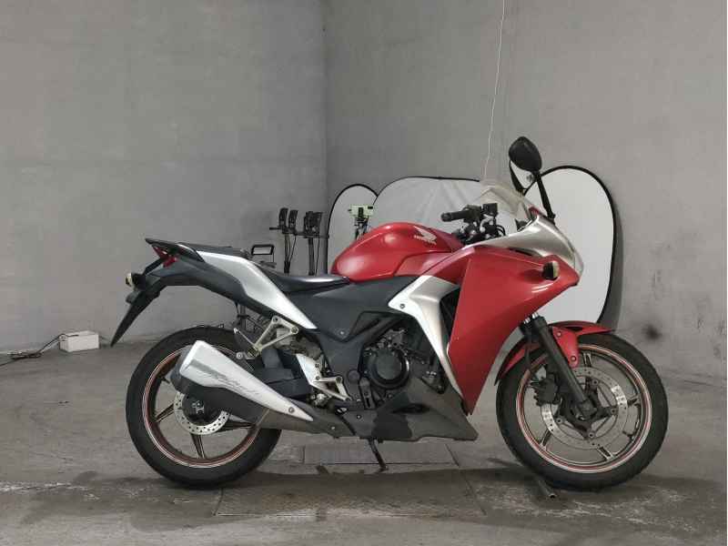 Honda CBR250R 2011