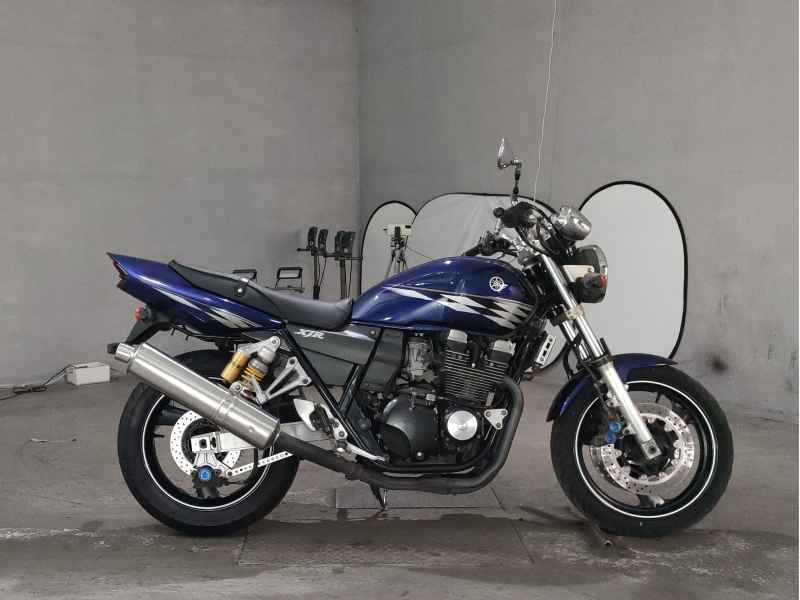 Yamaha XJR400 2009