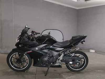 Suzuki GSX250R
