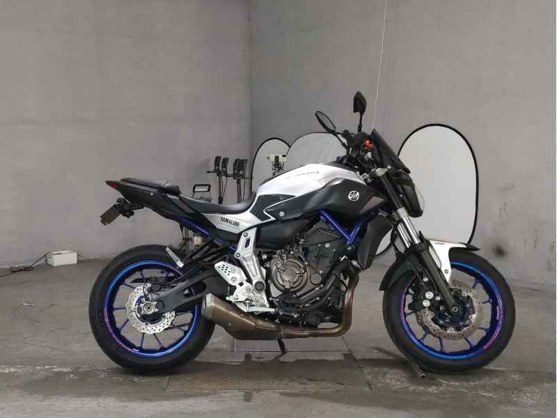 Yamaha MT-07 2015