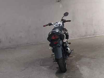 Suzuki GSR250