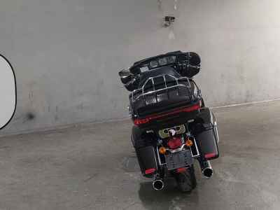 Harley-Davidson Electra Glide FLHTCU1690 2013