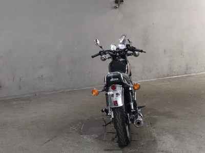 Yamaha SR400 2020