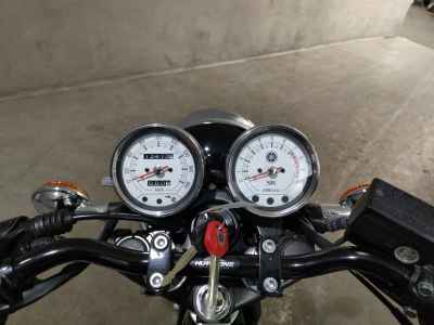 Yamaha SR400 2020