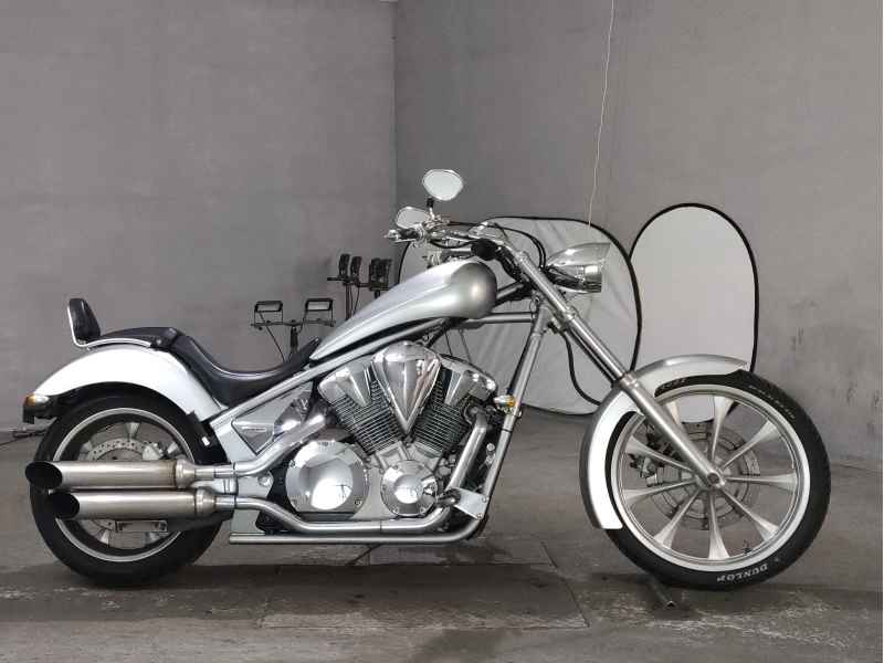 Honda VT1300CX Fury 2011