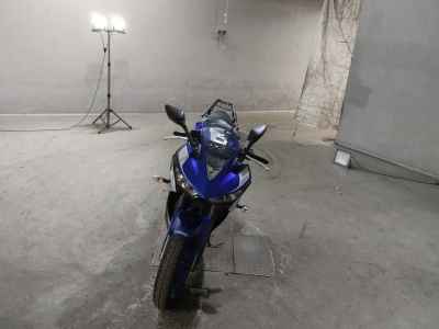 Yamaha YZF-R25 2015