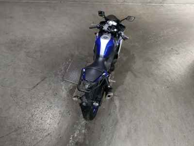 Yamaha YZF-R25 2015