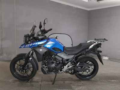 Suzuki V-Strom 250
