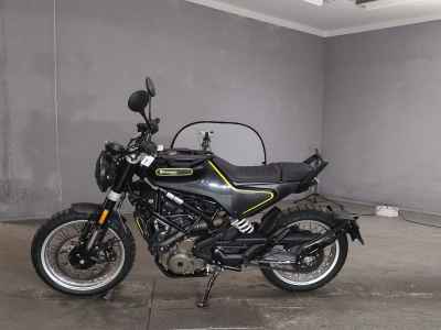Husqvarna Svartpilen 401 2019