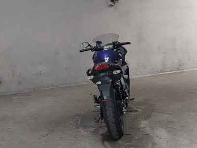 Kawasaki Ninja 400R 2012