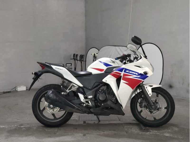 Honda CBR250R 2013