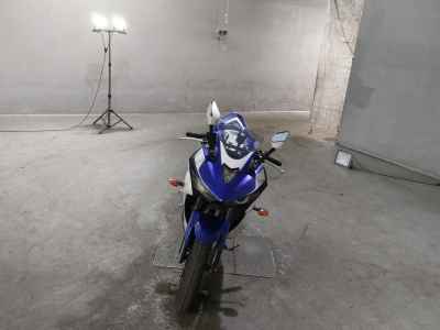 Yamaha YZF-R25 2016