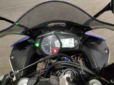 Yamaha YZF-R25 2016