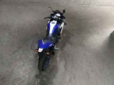 Yamaha YZF-R25 2016