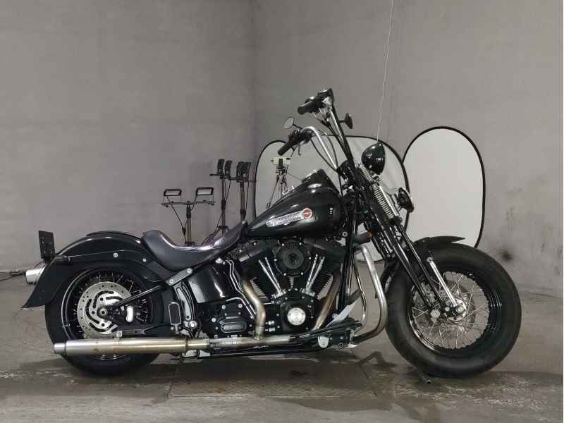 Harley-Davidson CROSS BONES FLSTSB1580 2011