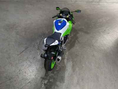Kawasaki Ninja ZX-6R 2024