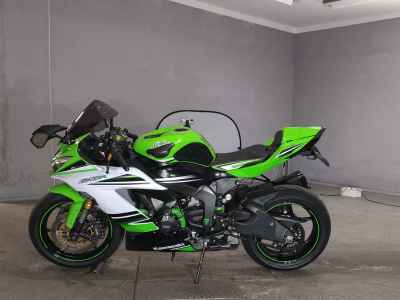 Kawasaki Ninja ZX-6R 2015